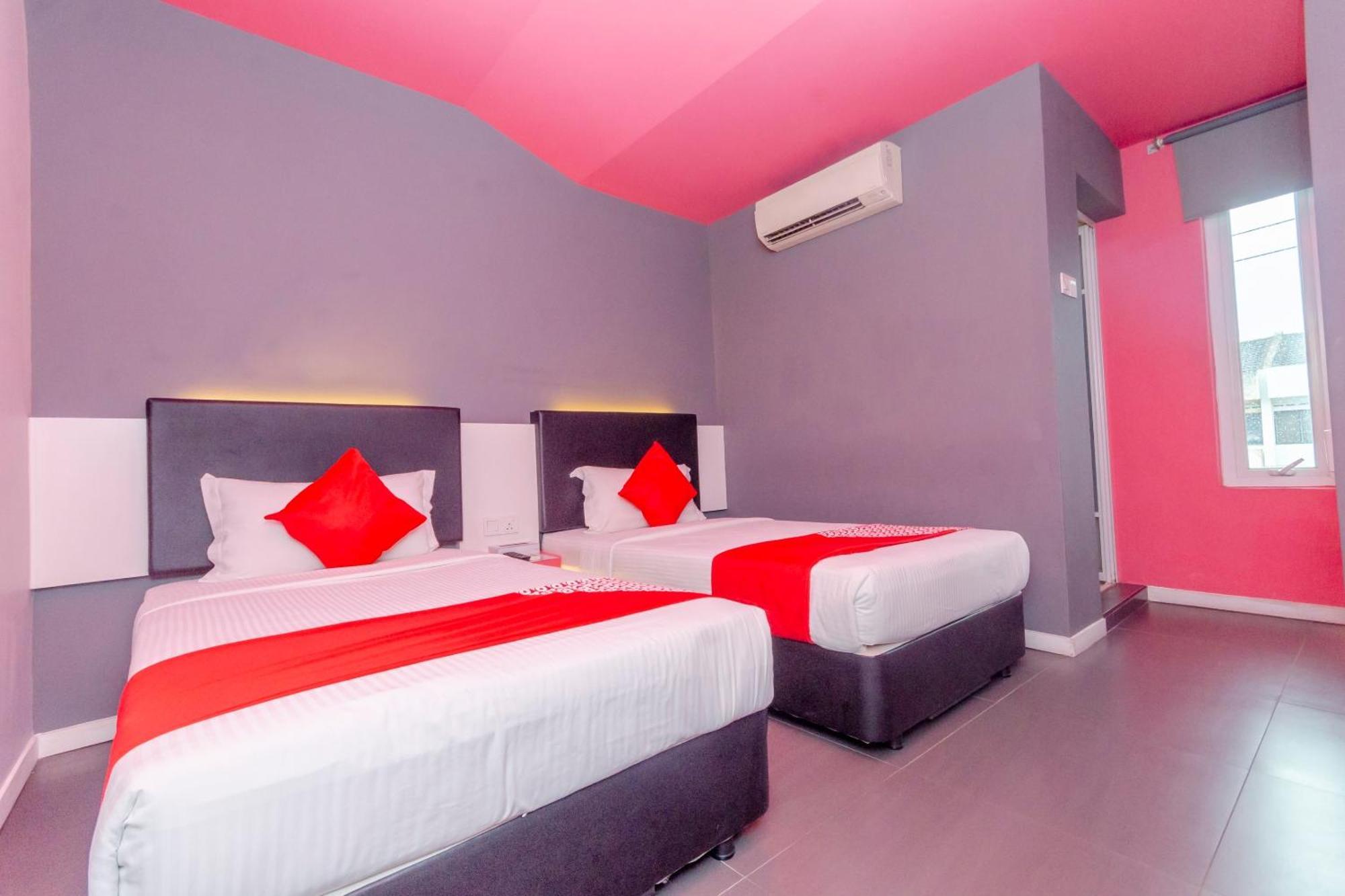 Oyo 902 Rooms Boutique Hotel Johor Bahru Exterior photo