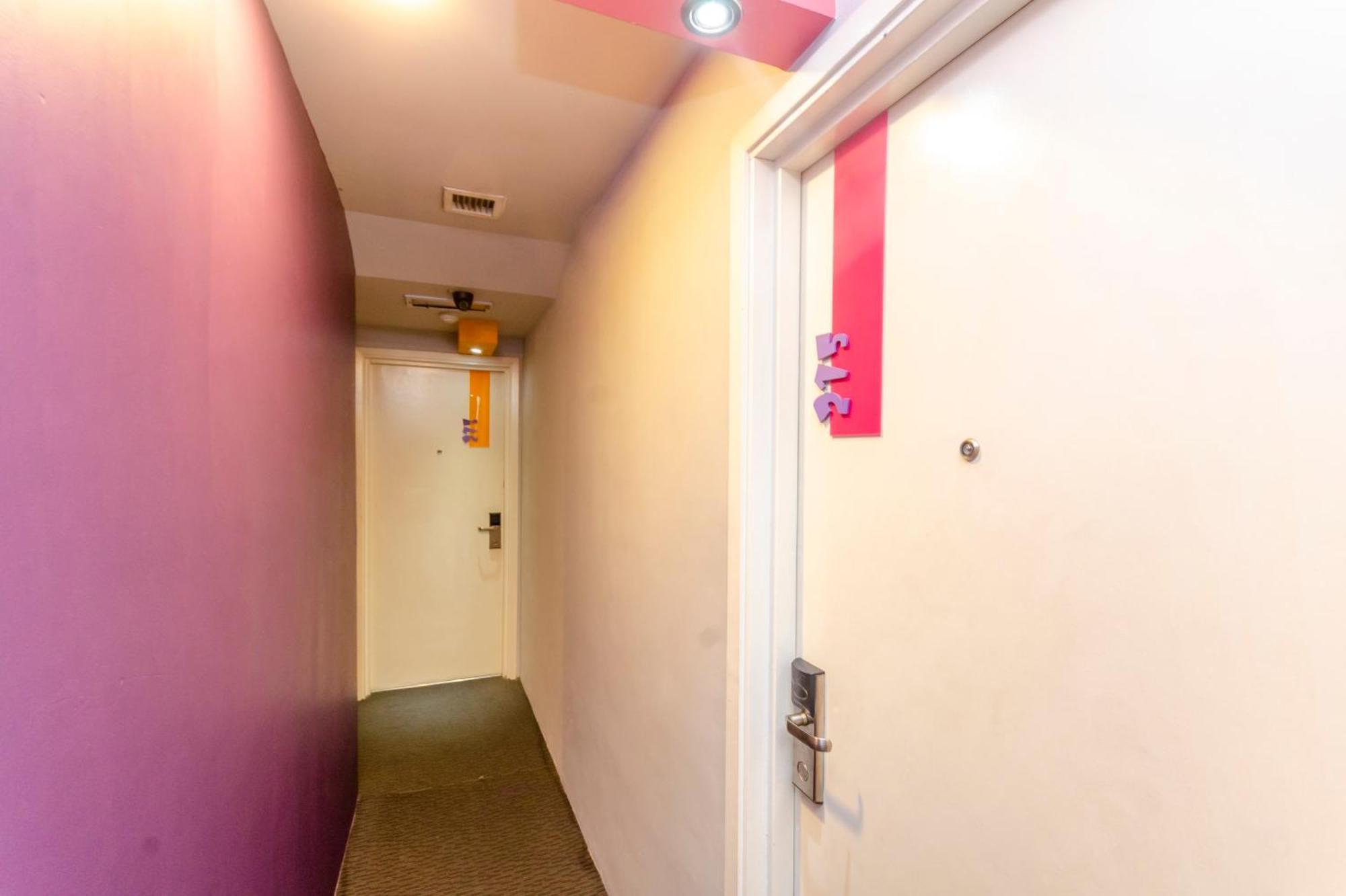 Oyo 902 Rooms Boutique Hotel Johor Bahru Exterior photo