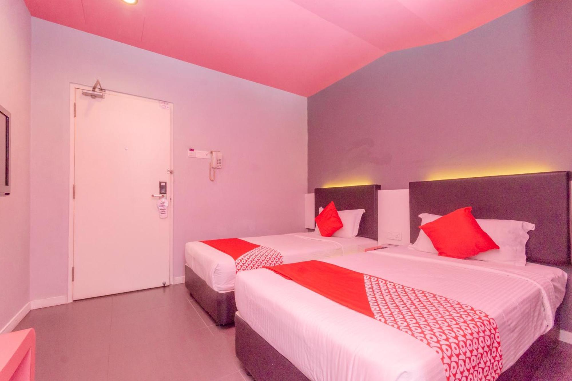 Oyo 902 Rooms Boutique Hotel Johor Bahru Exterior photo