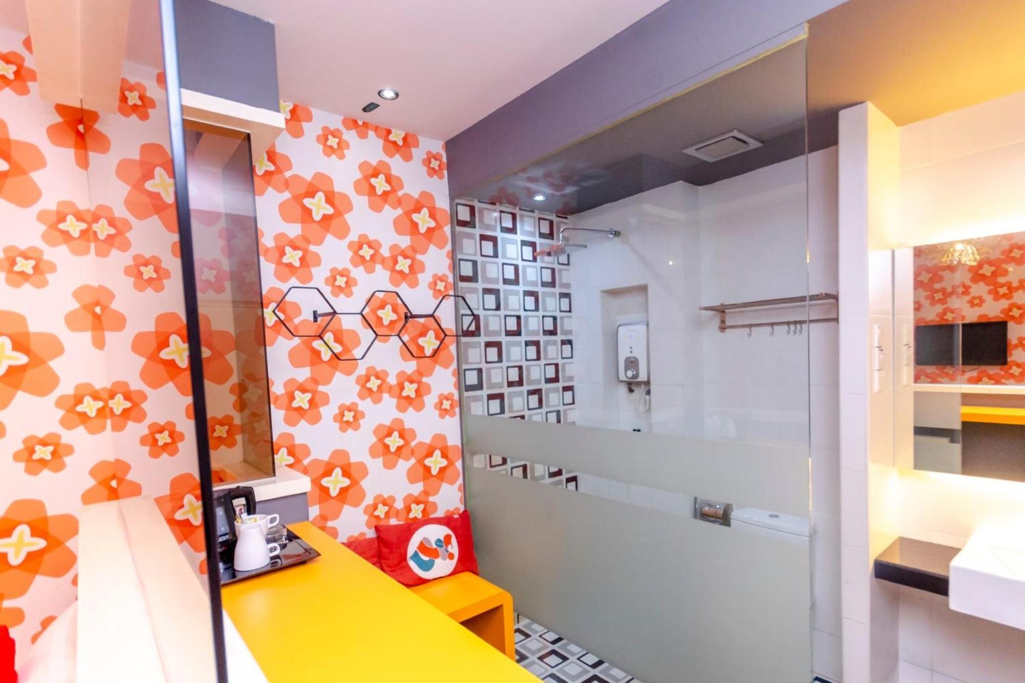 Oyo 902 Rooms Boutique Hotel Johor Bahru Exterior photo